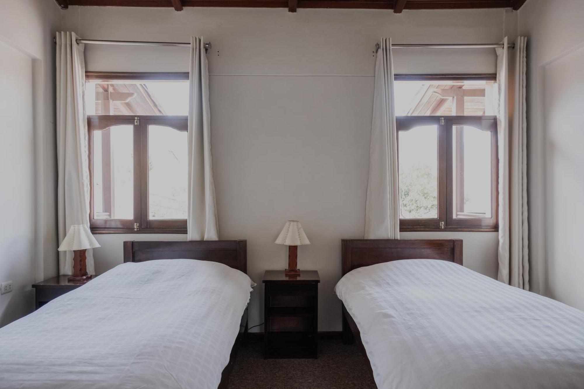 Hotel Santa Cruz Уарас Экстерьер фото