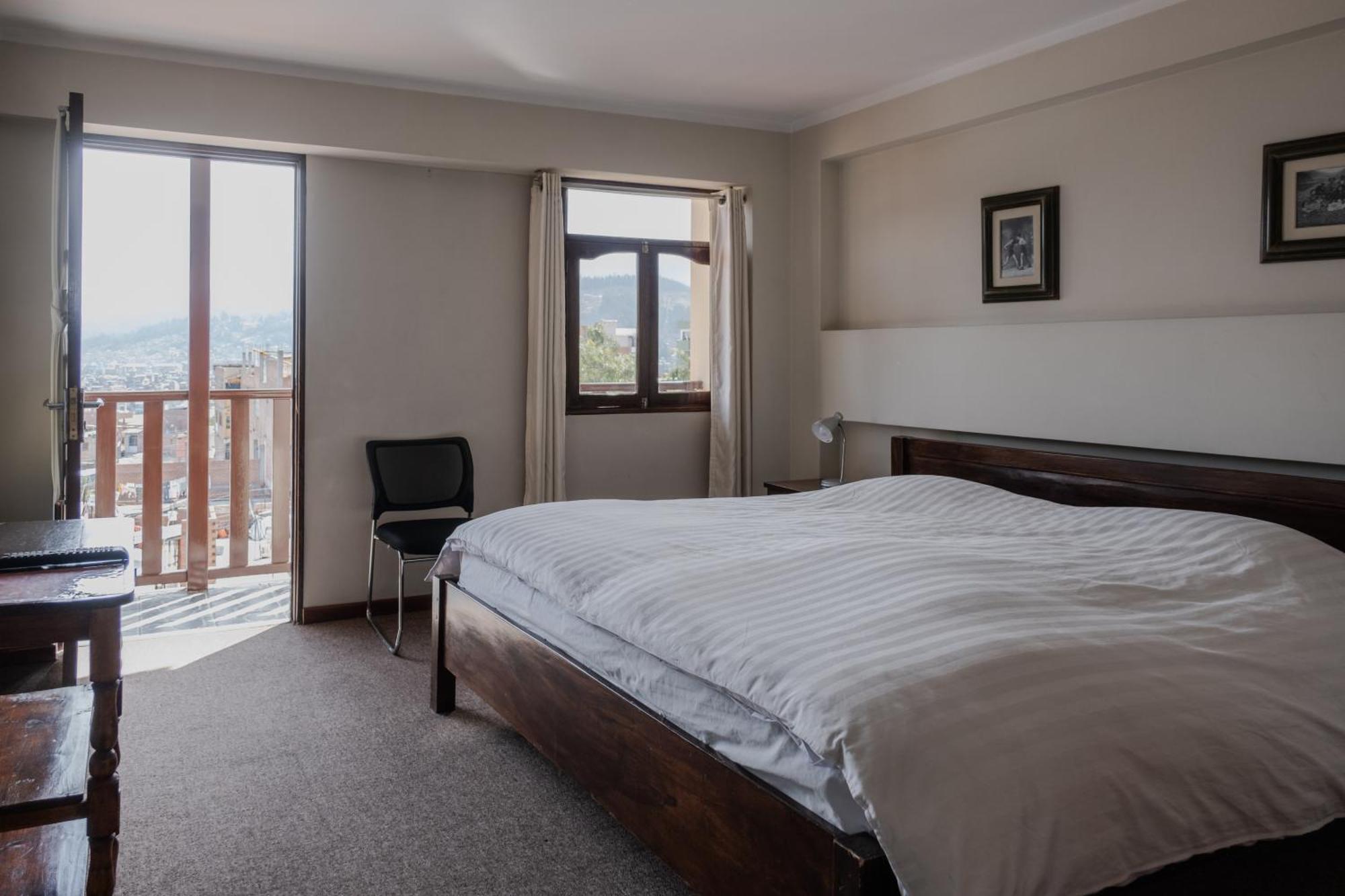Hotel Santa Cruz Уарас Экстерьер фото
